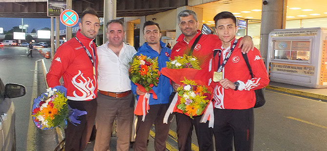 Karatecilerimiz yurda döndü