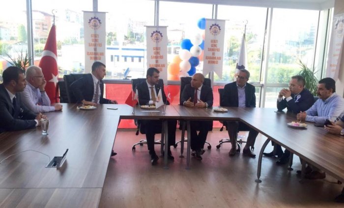 Tarhan’dan GENÇSİAD’a ziyaret