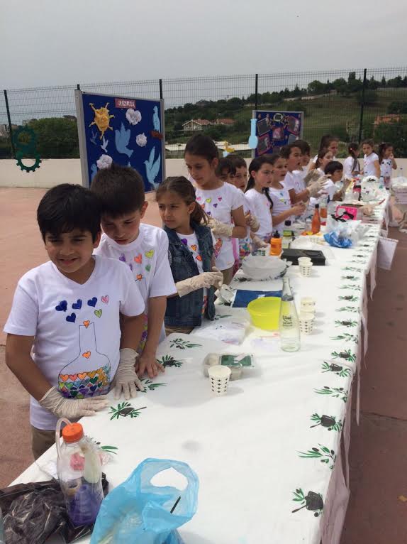 Özel Seymen’den bilim şenliği