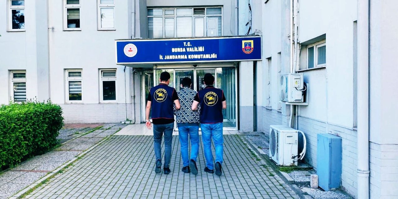 Jandarma 3 şüpheliyi yakaladı