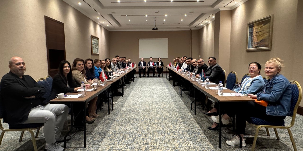 Babacan, Kocaeli Teşkilatıyla Bir Araya Geldi
