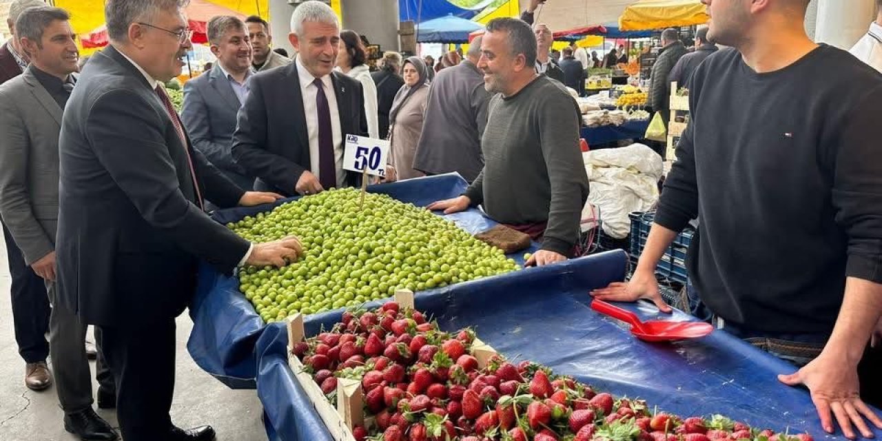 AK Parti Milletvekili Pazarı Ziyaret Etti
