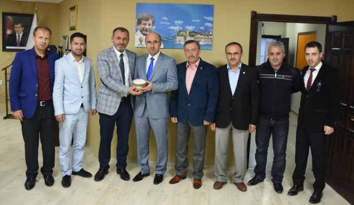 Başkan Ceyhan İZKAN-DER’i ağırladı