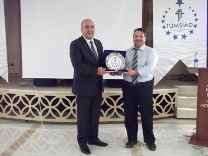 TÜMSİAD Gebze, KOBİ teşvikleri semineri düzenledi