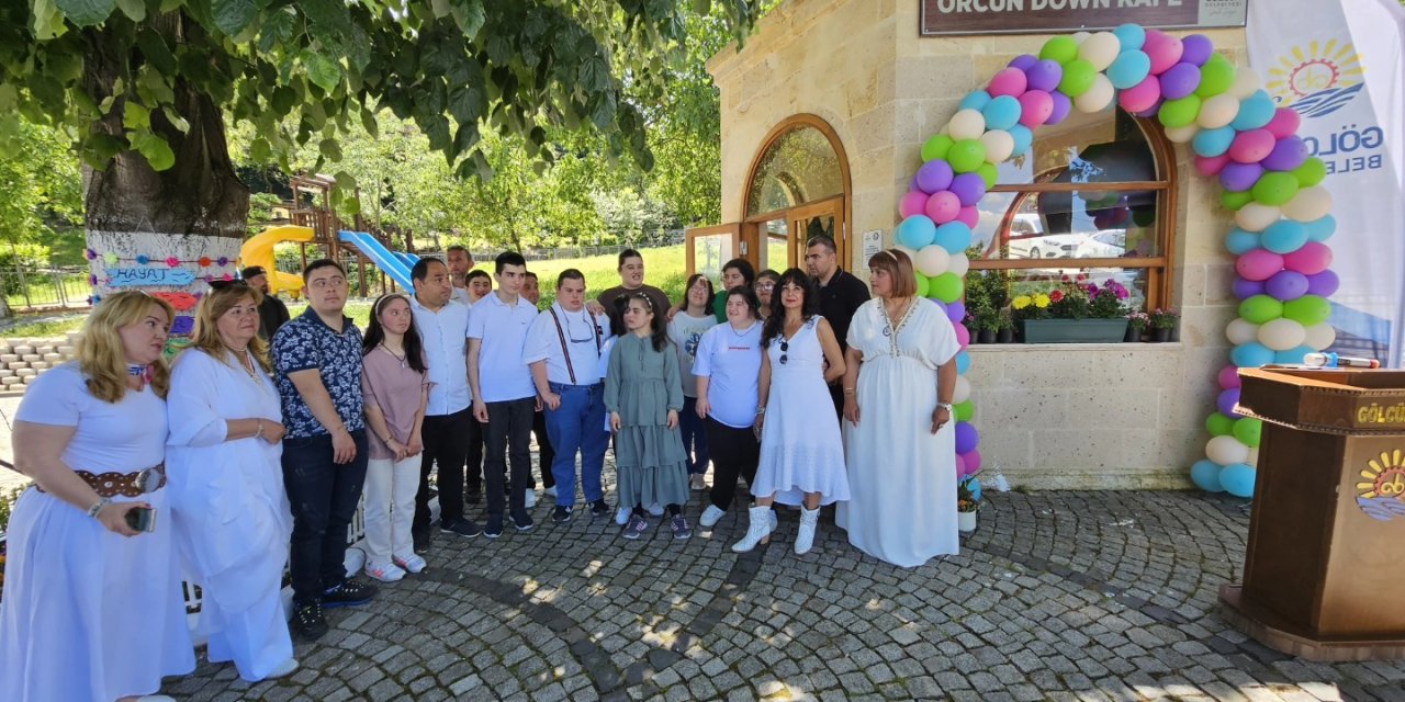 Örcün Down Kafe Hizmete Açıldı