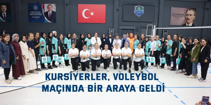 Kursiyerler, voleybol maçında bir araya geldi