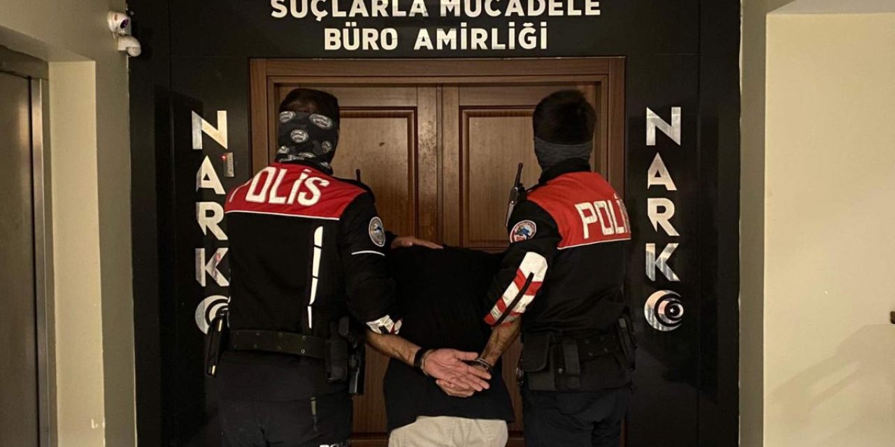 Şüphe ile durduruldu! Paket paket uyuşturucu çıktı