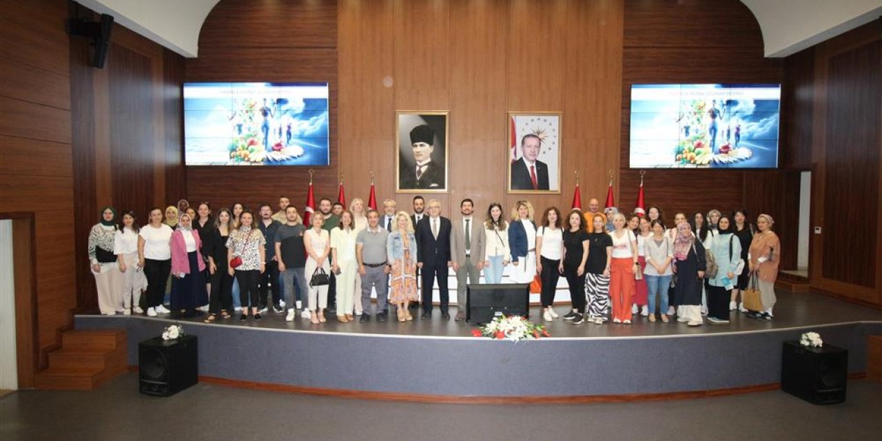 Sigarayı Bırakmanın Kolay ve  Uygulanabilir Yolları Konferansı