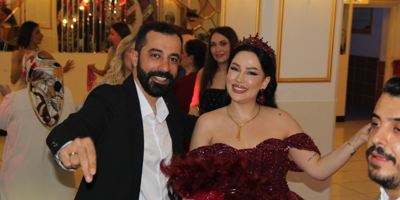 Vedat Demir ile Pembegül  Öztürk Dünyaevine Giriyor