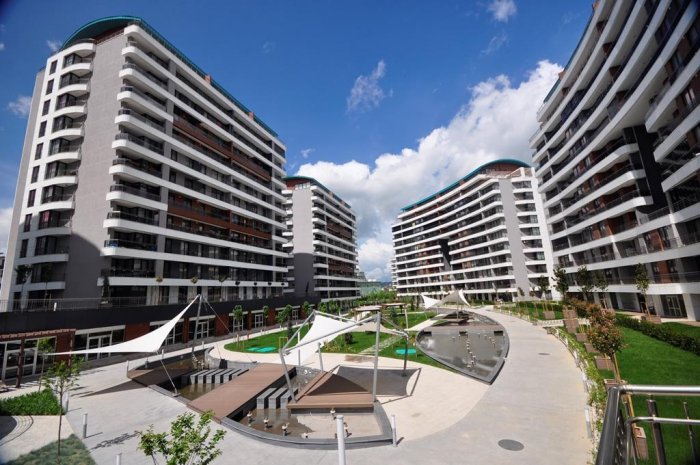 Tuana Evleri’ndeki iş yerlerinin satışı devam ediyor