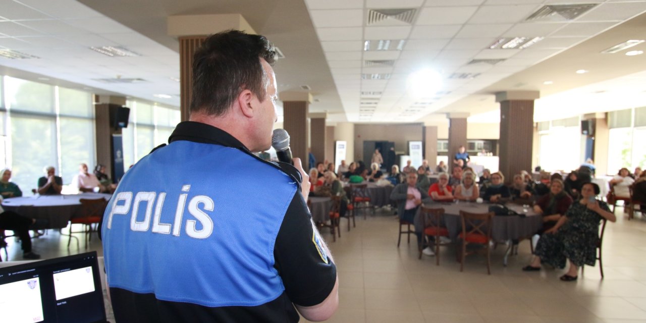 65 yaş üstü büyükler ağırlandı