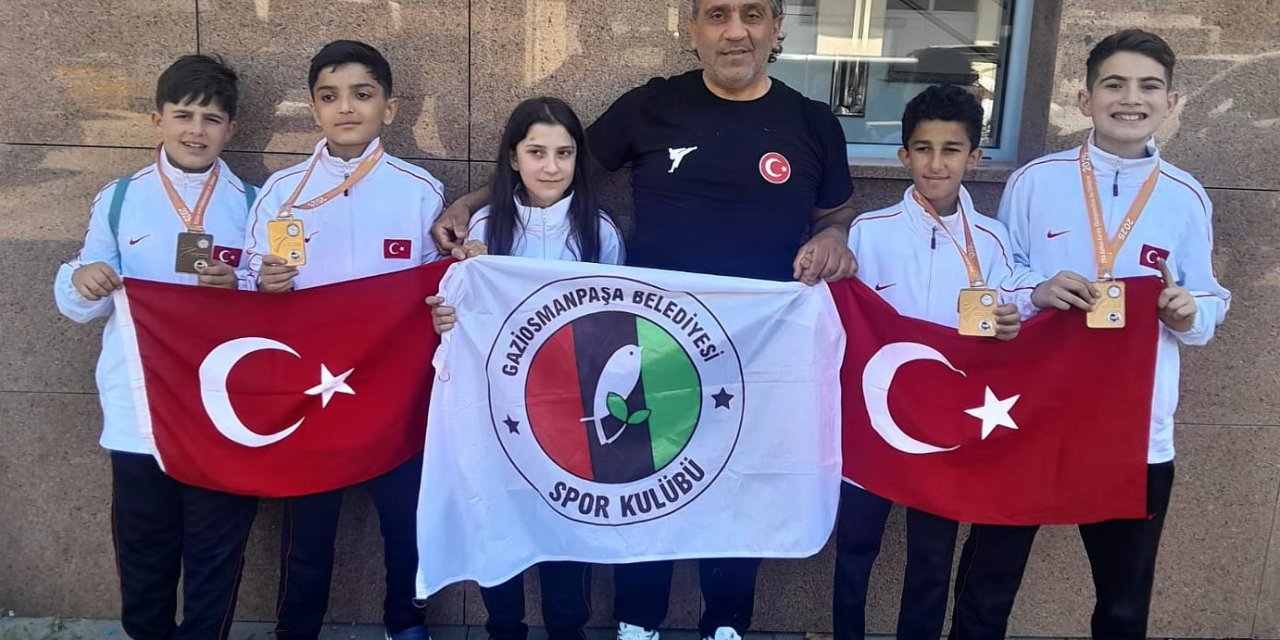 "Türk karatesi geleceğe emin adımlarla ilerliyor"