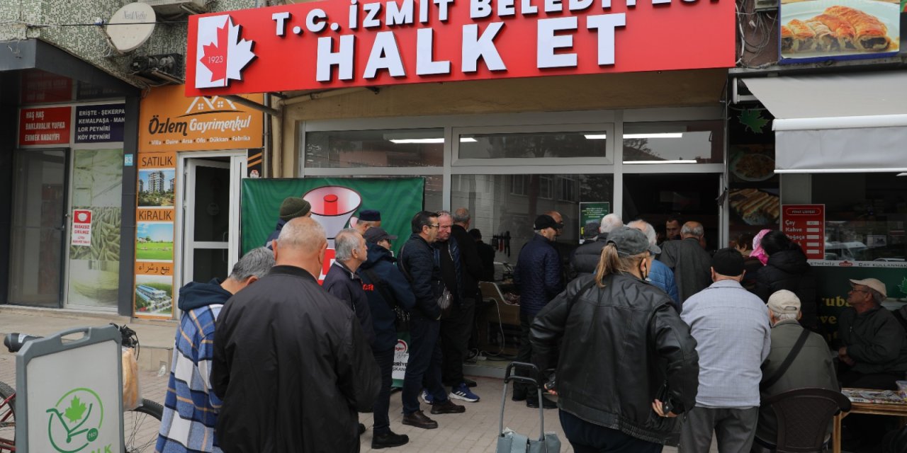 Halk Et Noktalarında Bayram arası