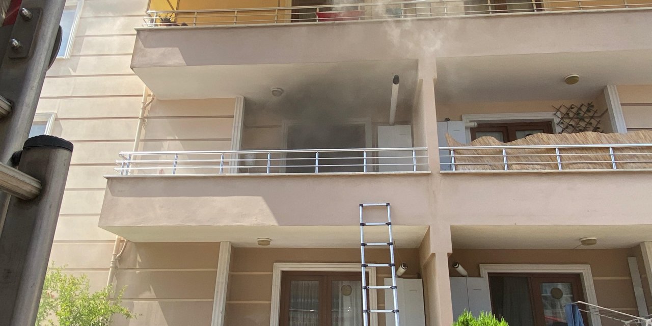 Apartmanda yangın paniği