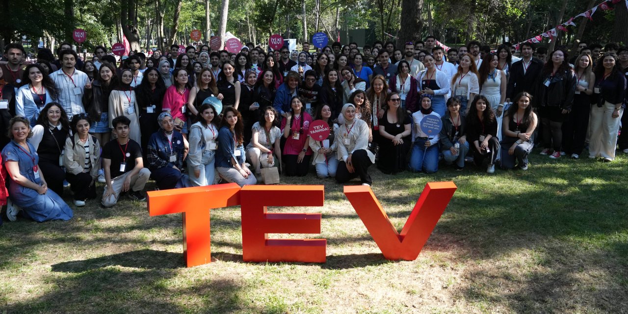 TEV, Gençlik buluşmasında  bursiyerleriyle Bir araya geldi