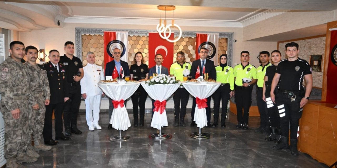 Vali Aktaş’tan, Emniyet Müdürlüğüne Ziyaret