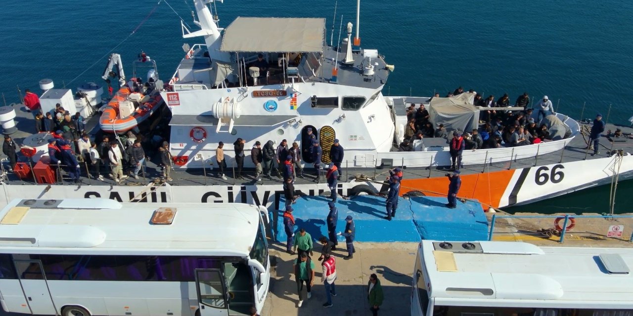 Göçmen kaçakçılığı operasyonuna 23 tutuklama