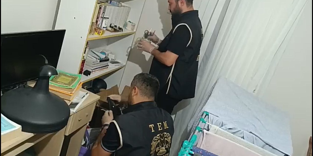 FETÖ/PDY'ye hücre evleri operasyonu: 40 gözaltı
