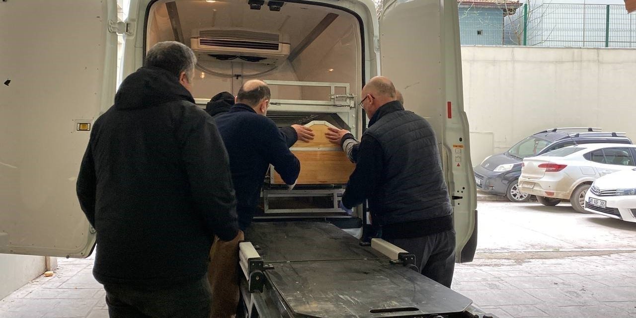 Çocuklarını boğan babanın  yine cezai ehliyeti tam çıktı