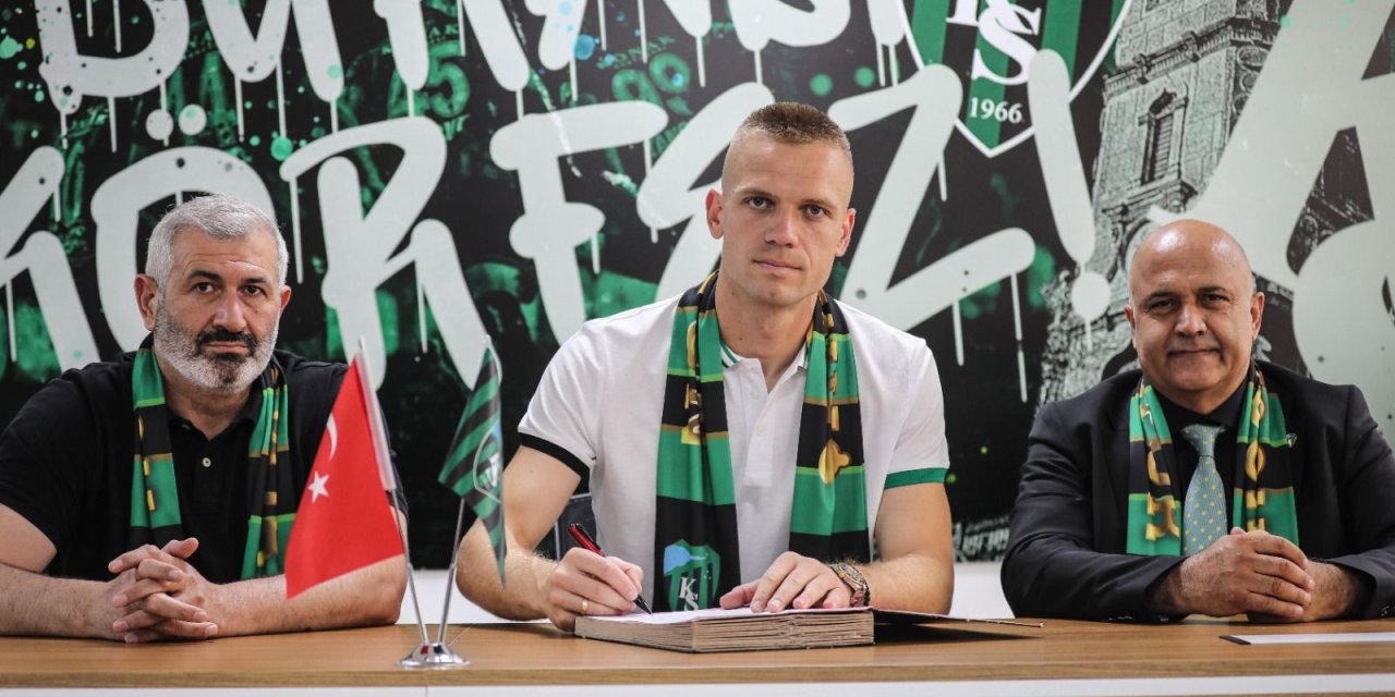 Kocaelispor, Jovanovic’i renklerine bağladı