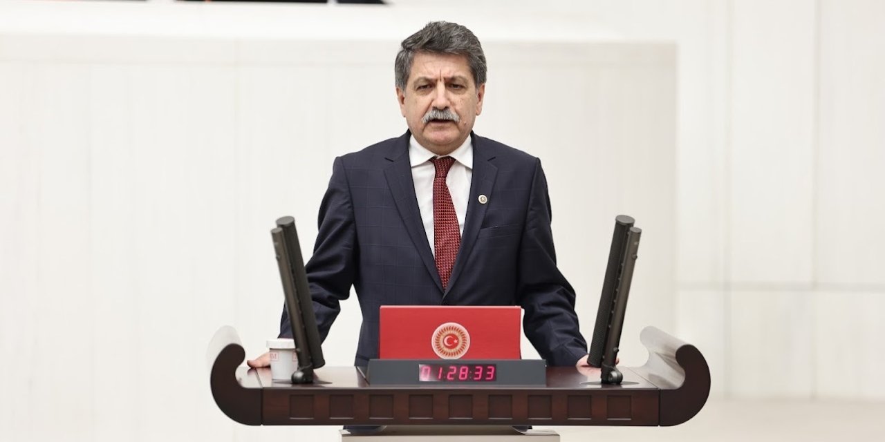 ‘’Yunanistan İşgal Altında, Türkiye Abluka Altında!’’