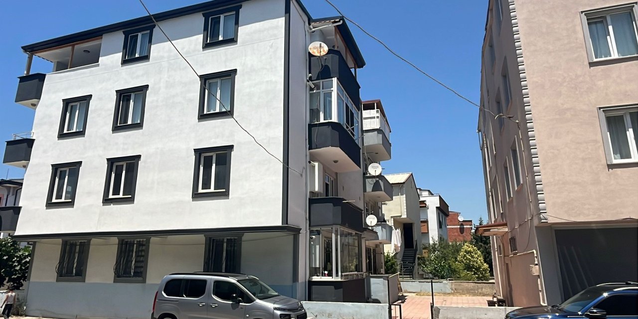 1,5 yaşındaki bebek balkondan düştü!