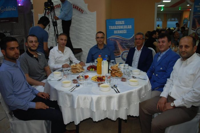 Trabzonlular iftarda buluştu