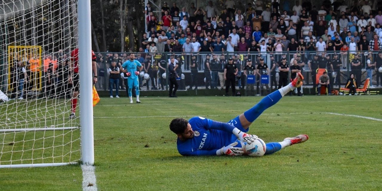 Altınordu, Serhat Öztaşdelen  için 1 milyon Euro istiyor