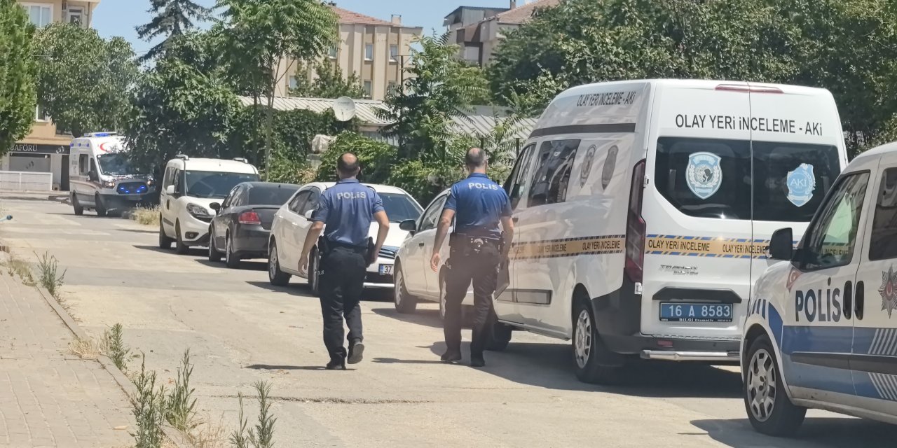 Bir aylık bebek beşiğinde ölü bulundu