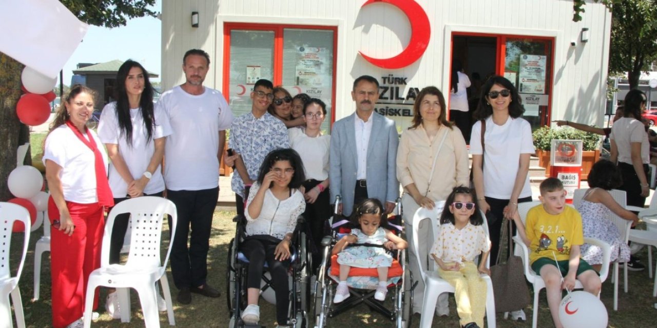 Vali Aktaş, Kan Bağışı Programına Katıldı