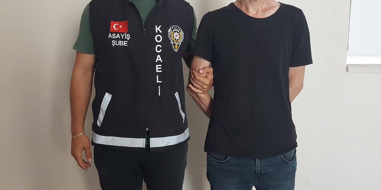 Aranan dolandırıcı yakalandı!