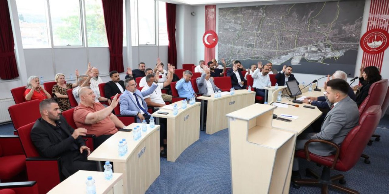 Derince Meclisi´nde 3 Gündem Maddesi Görüşüldü