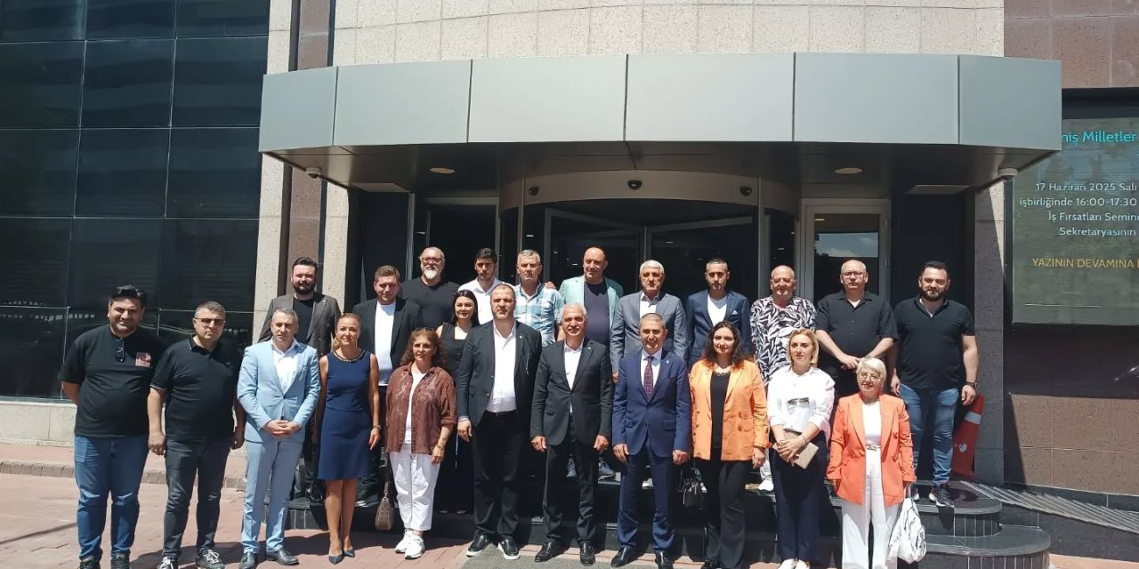İYİ Parti’den Taziye Ziyareti