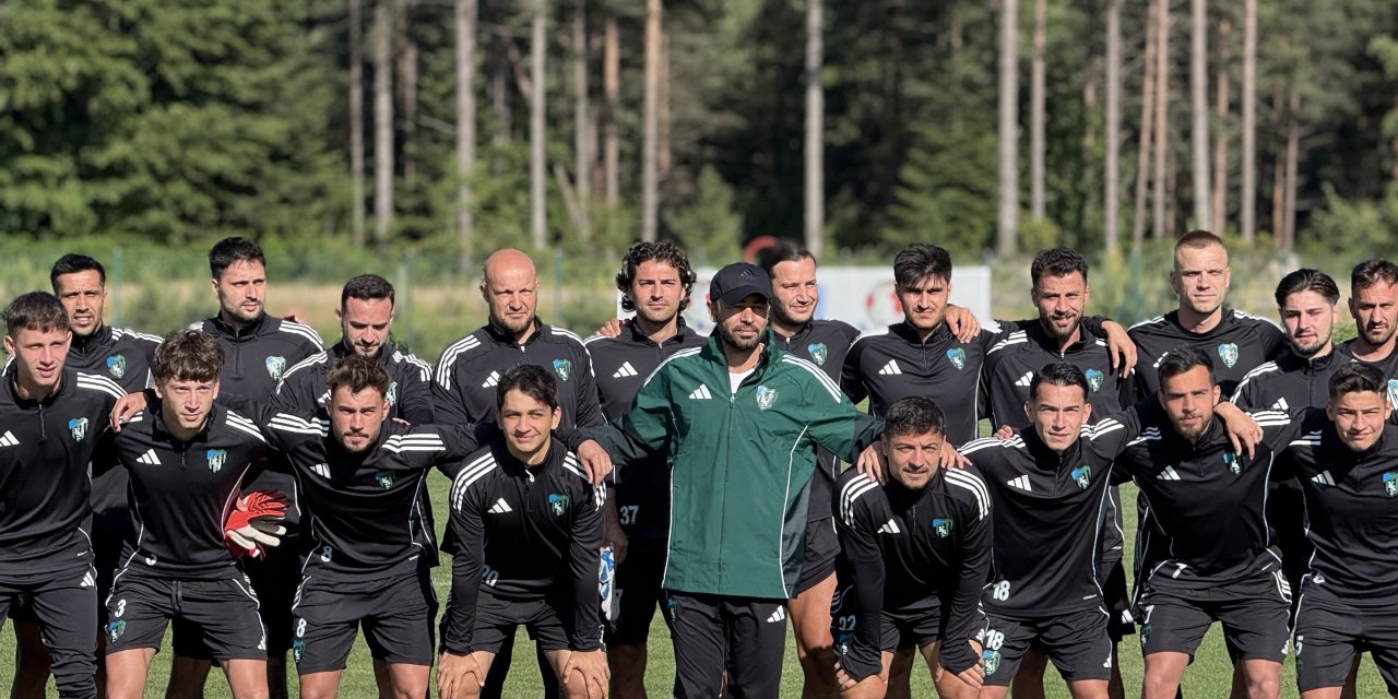 Kocaelispor’un yeni kalecisi  Aleksandar Jovanovic kampa katıldı