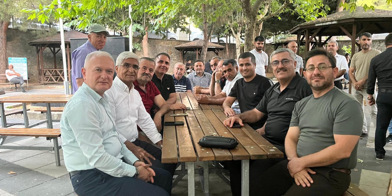 Başkanı Çalık, Çayırova'da İftar Sofrasına Katıldı