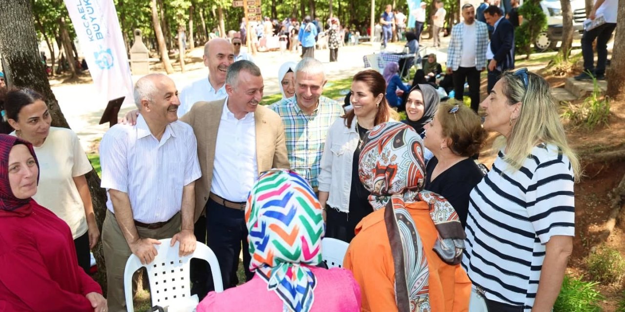 Cumaköy Mesire Alanı'nda Vatandaşlarla Buluştular