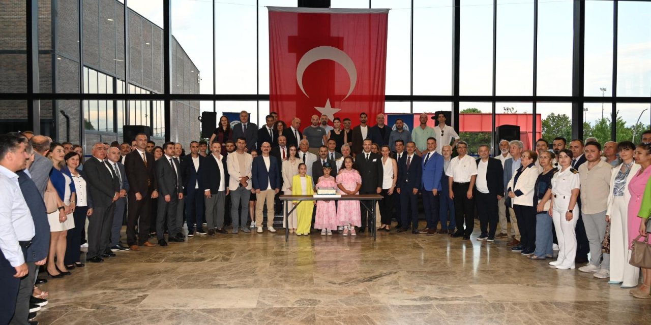 Büyükşehir’e anlamlı plaket