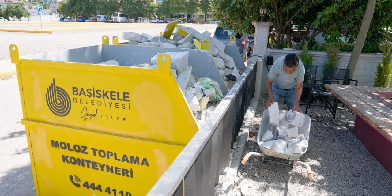 Başiskele'de moloz atıklarına  karşı konteyner dönemi başladı