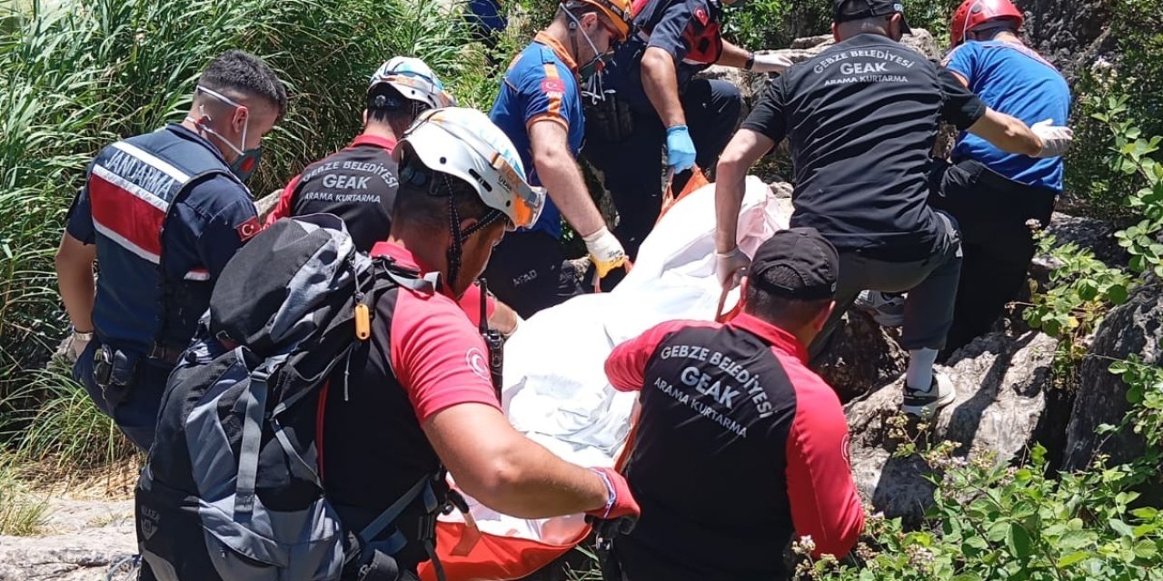 Genç adam Ballıkayalar'da ölü bulundu