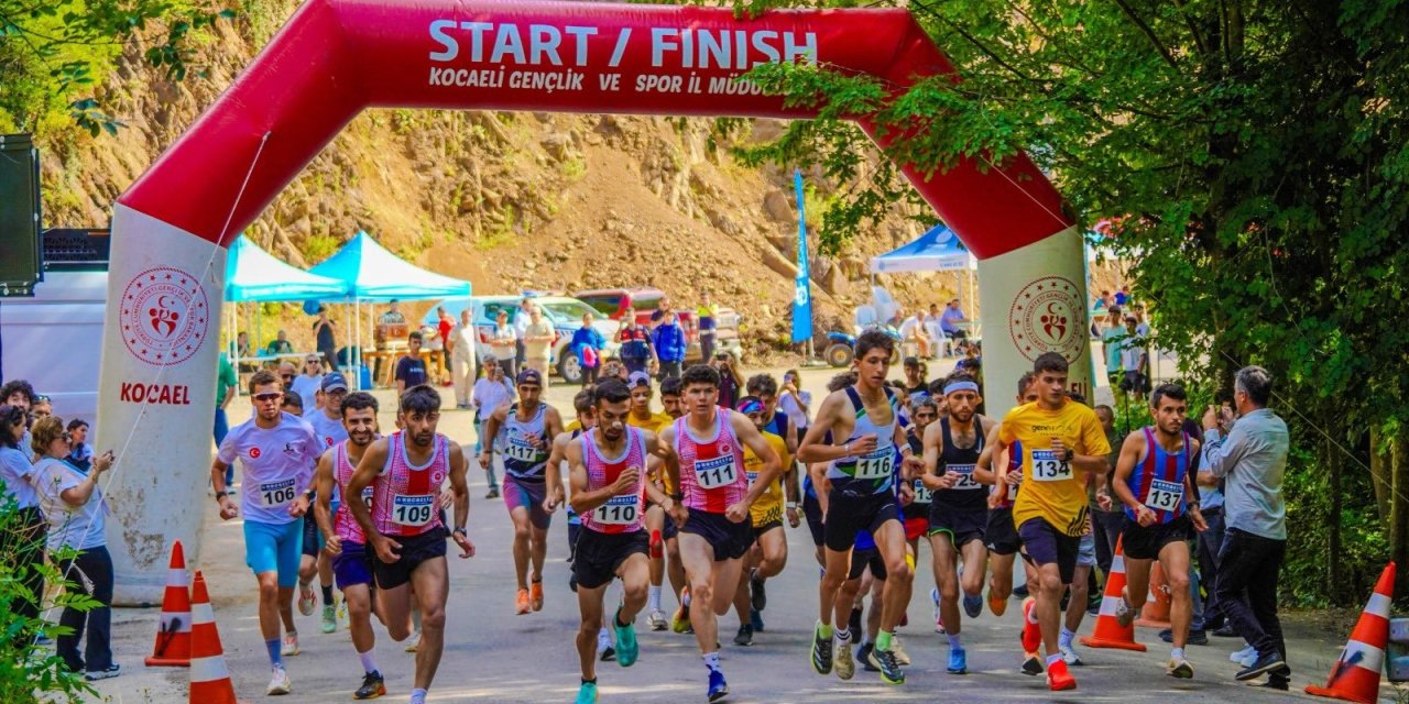 Başiskele'de dağ koşusu heyecanı yaşandı