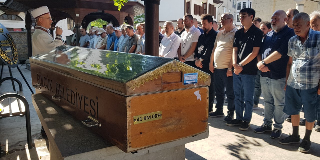 Genç öğretmen memleketi  Safranbolu'da toprağa verildi