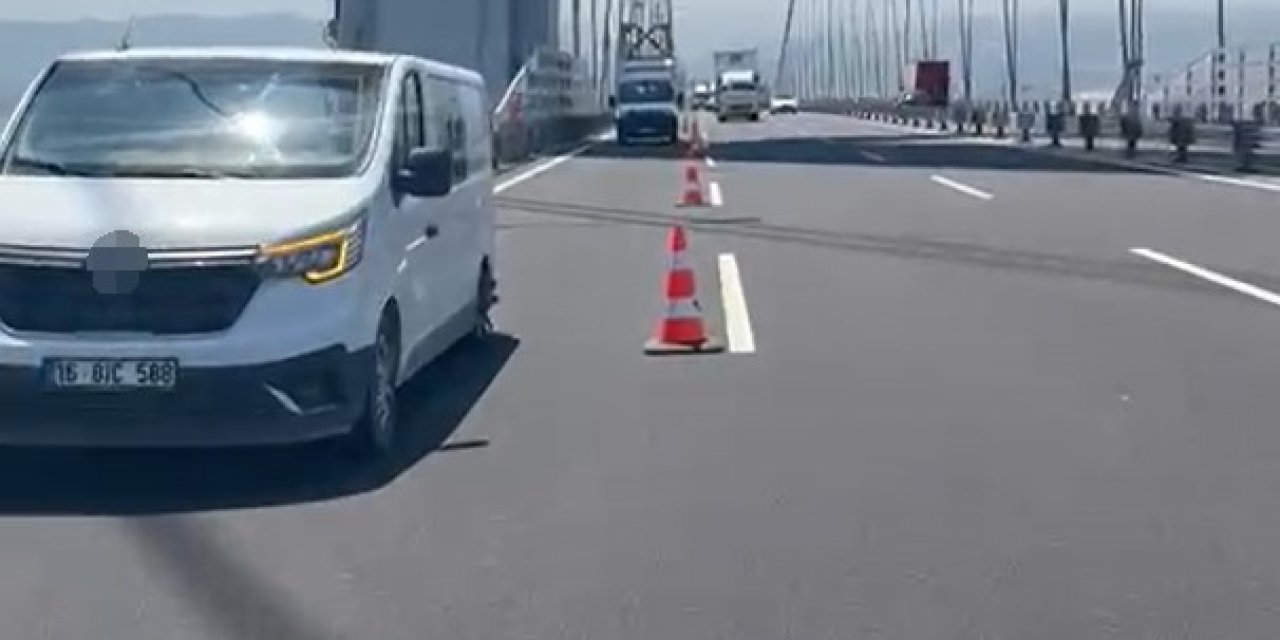Osmangazi Köprüsü'nde  iki aracın lastikleri patladı