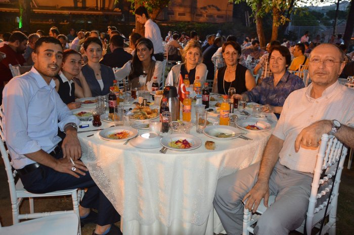 SEDAŞ Kocaeli Ailesi İftarda Buluştu