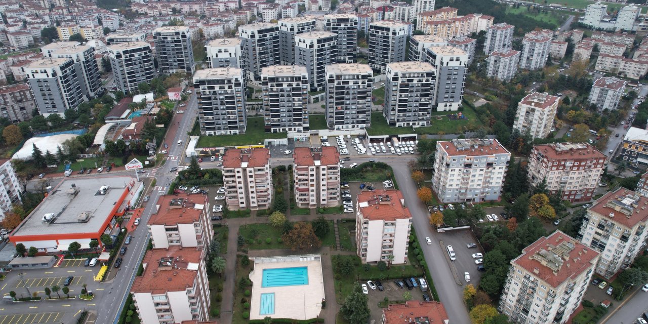 Emlak piyasasında alıcılar beklemeye geçti