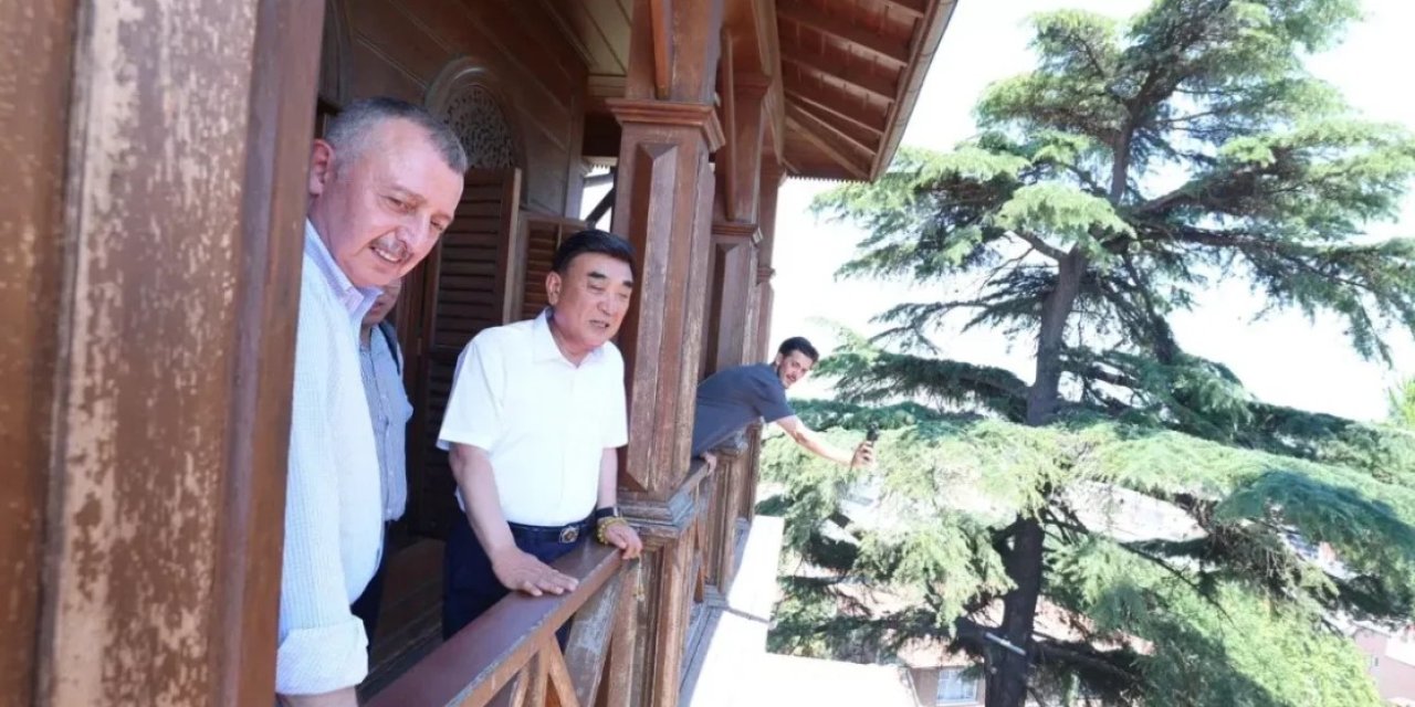 Büyükakın Güney Koreli Konuklarını Ağırladı