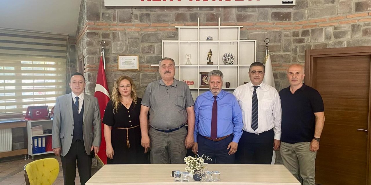 Körfez Kent Konseyi’ne tebrik ziyaretleri sürüyor