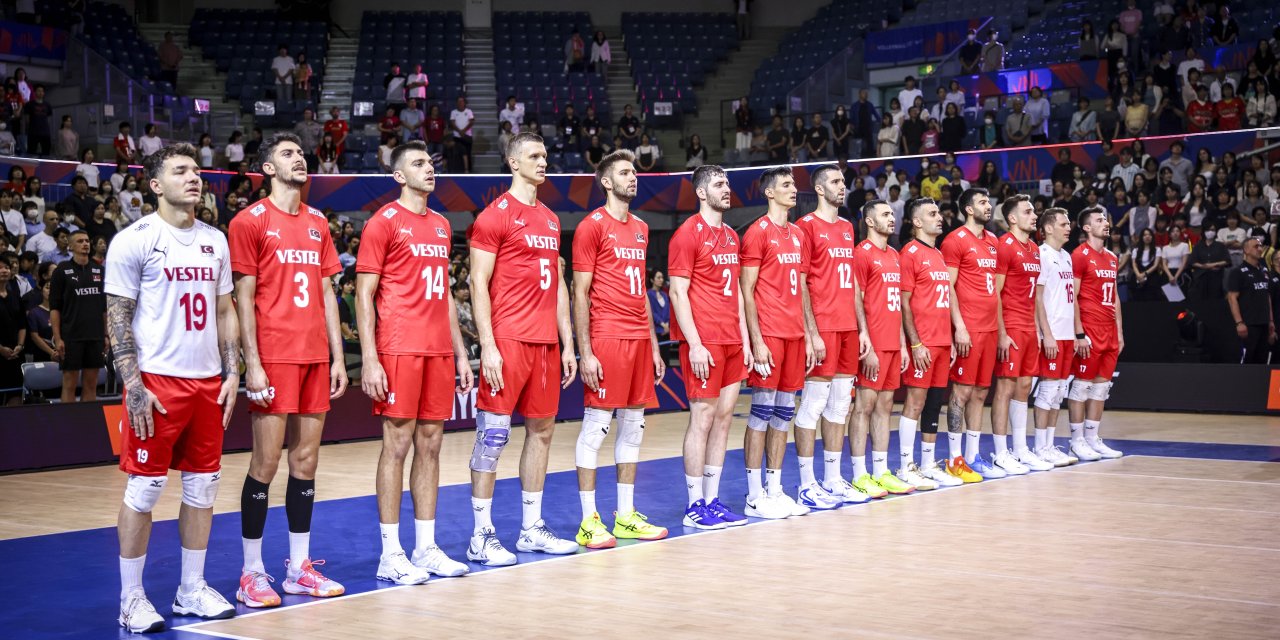 A Milli Erkek Voleybol Takımı, ABD'ye 3-0 mağlup oldu