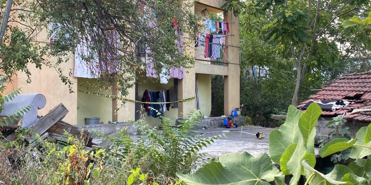 Genç adam, karısı tarafından tüfekle vurularak öldürüldü