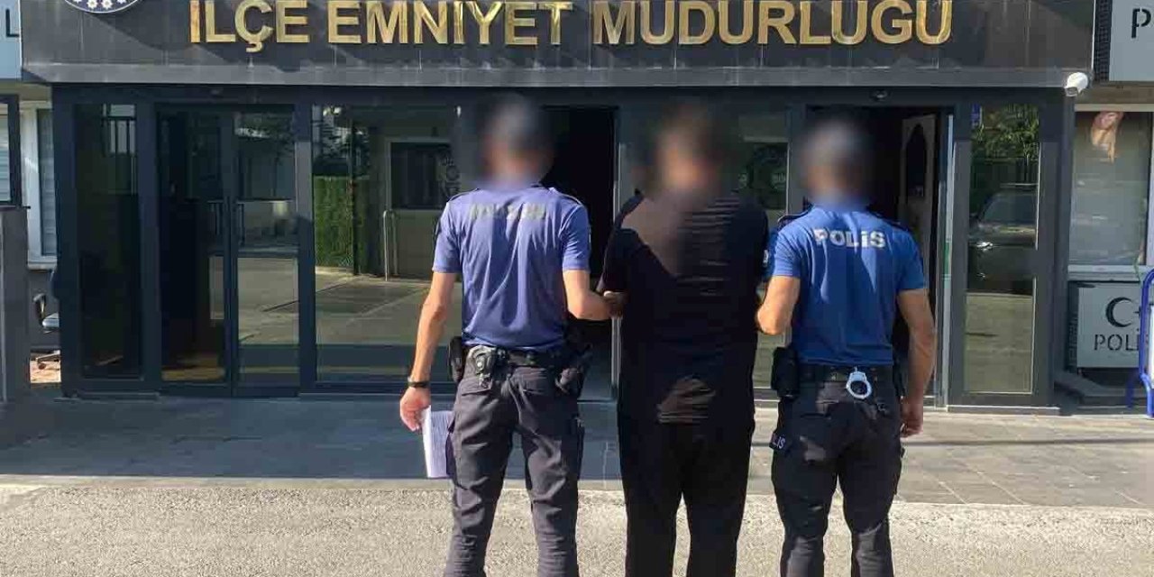 Firari Göçmen Kaçakçısı Yakalandı