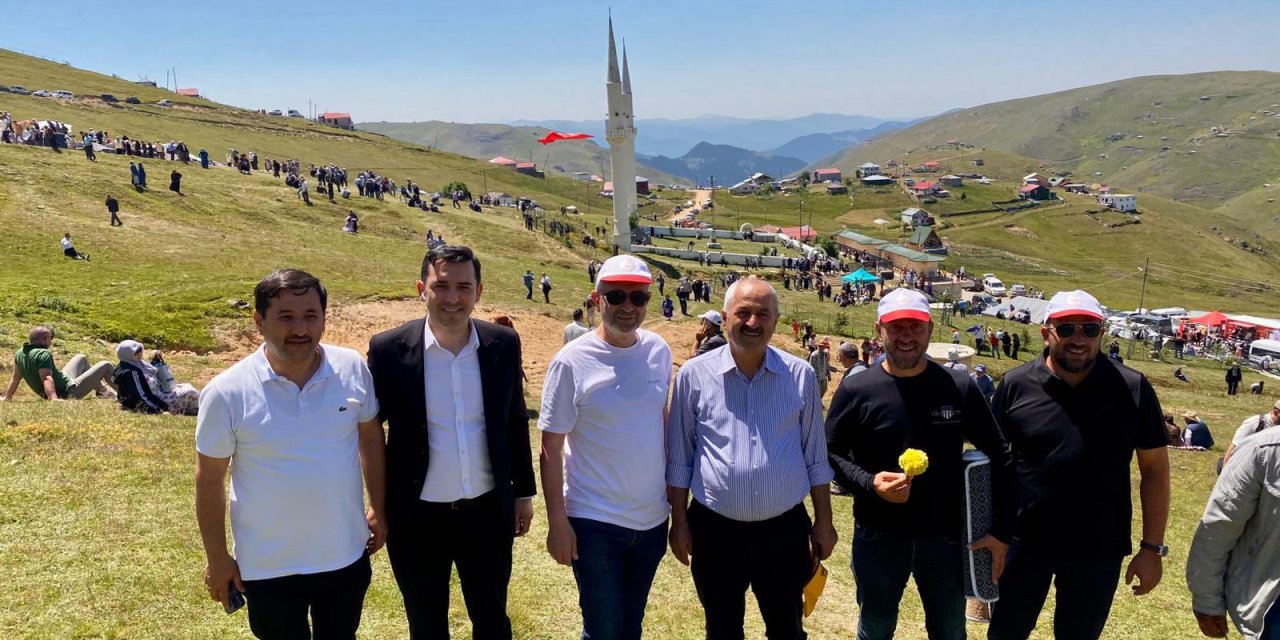 Büyükgöz, Kadırga Otçu Şenliği'ne Katıldı